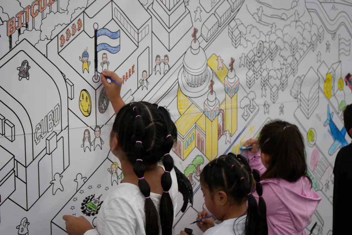 Children coloring the WeSpark Bitcoin mural at Bitcoin Histórico